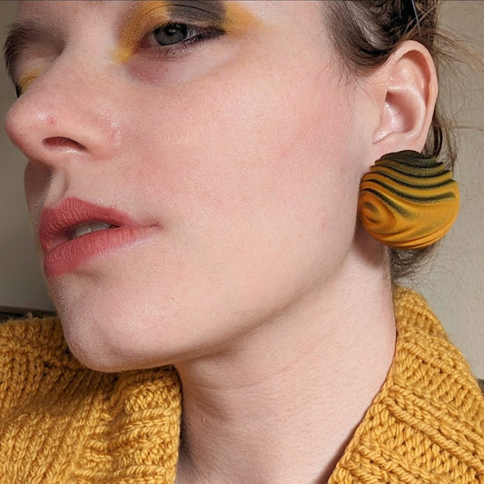 Totality Earrings —  Paranott
