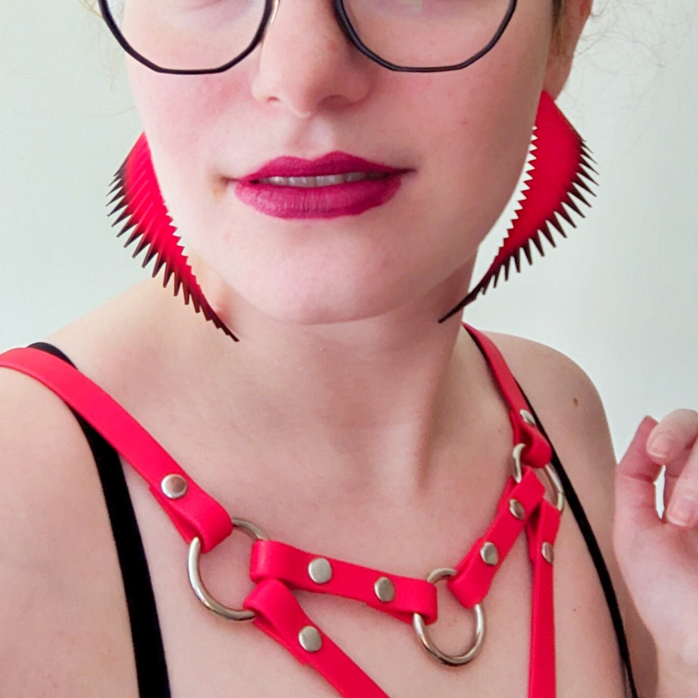 Black and Red Earrings — Parazeph